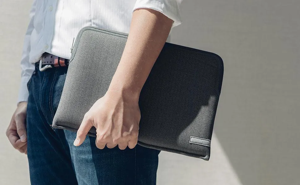 MOSHI Macbook Pro 13 Pluma Sleeve - Herringbone Gray