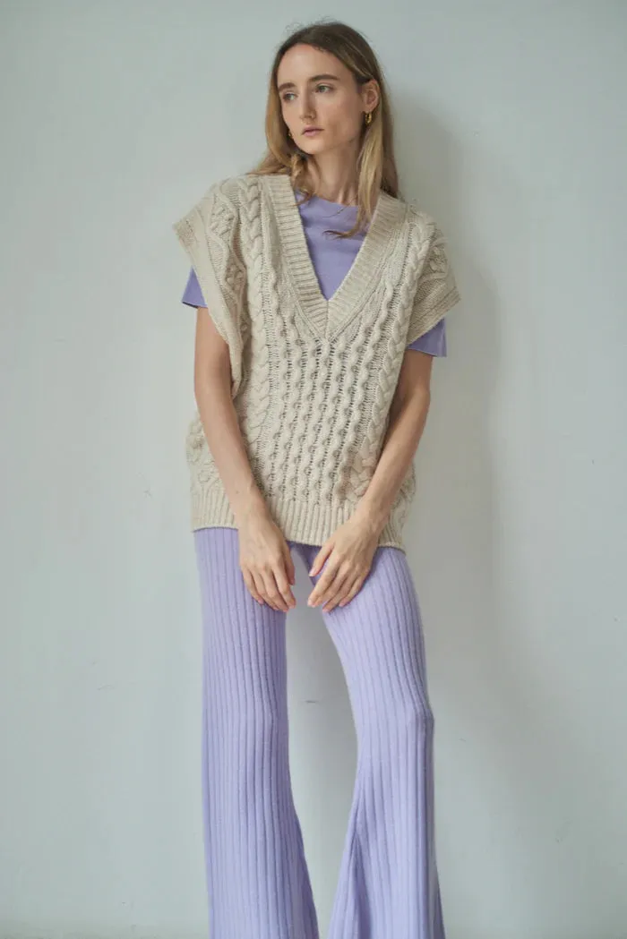 N.105 Cashmere Blend Deep V Cable Vest Shell